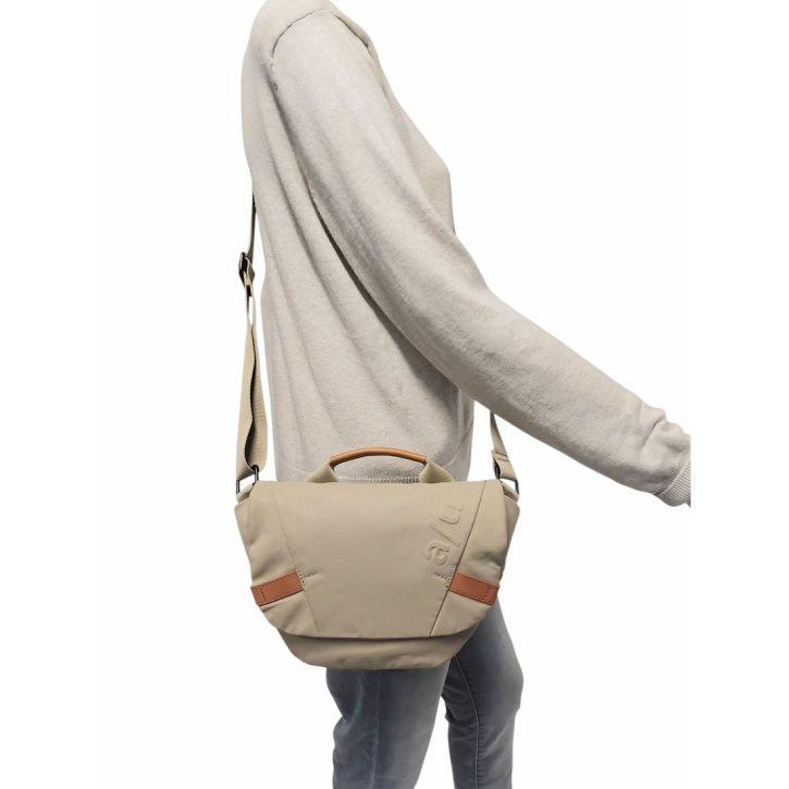 Aunts & Uncles KAZO Messenger Bag S dust